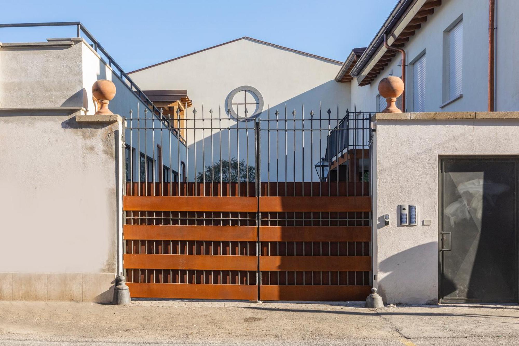 Sonder San Lorenzo ローマ エクステリア 写真